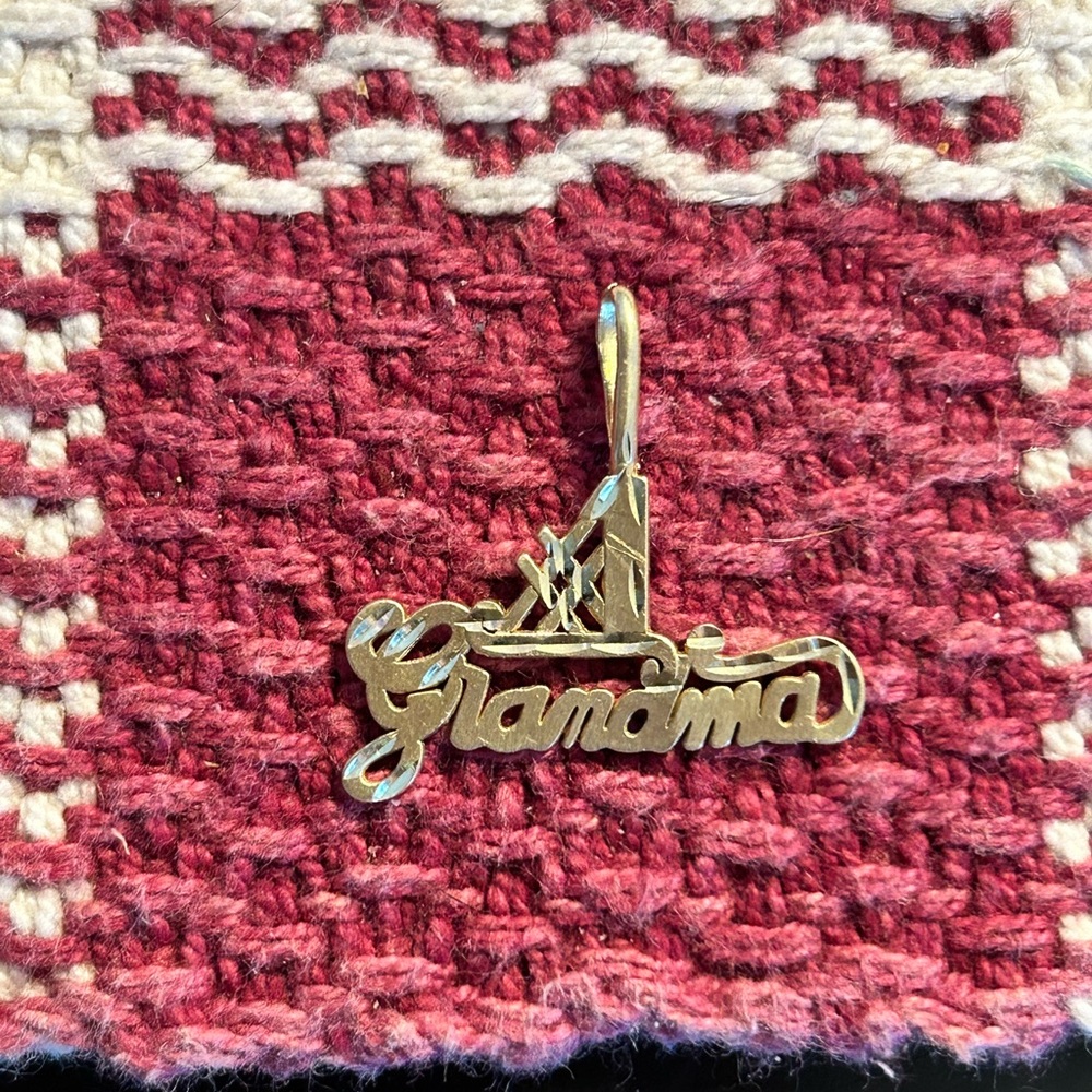 14k Gold 'Grandma' Pendant